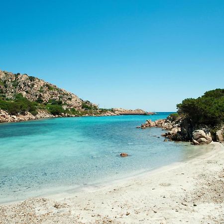 Gorgeous Apartment In La Maddalena With Kitchen Exterior photo